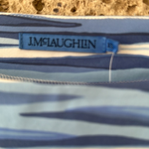 tee - Picture 3 of 3